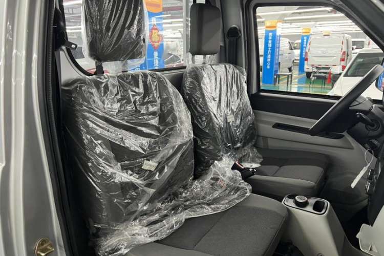 Used Karry Youyou EV 2023 Express Version CALB Interior 5