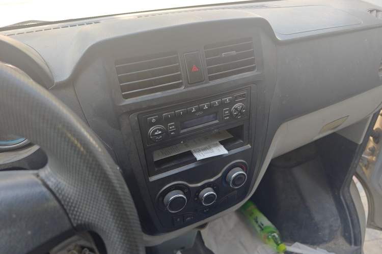 Used Karry Youyou EV  Audio And AC Panel
