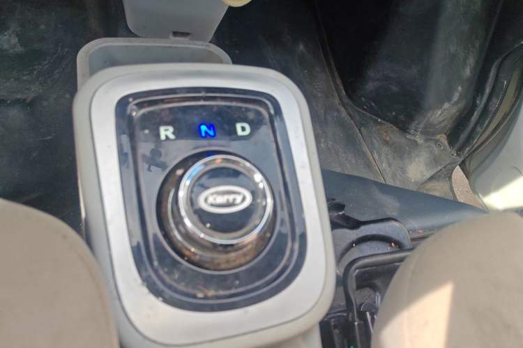 Used Karry Youyou EV 2018 40 kWh Standard Version Gear Lever