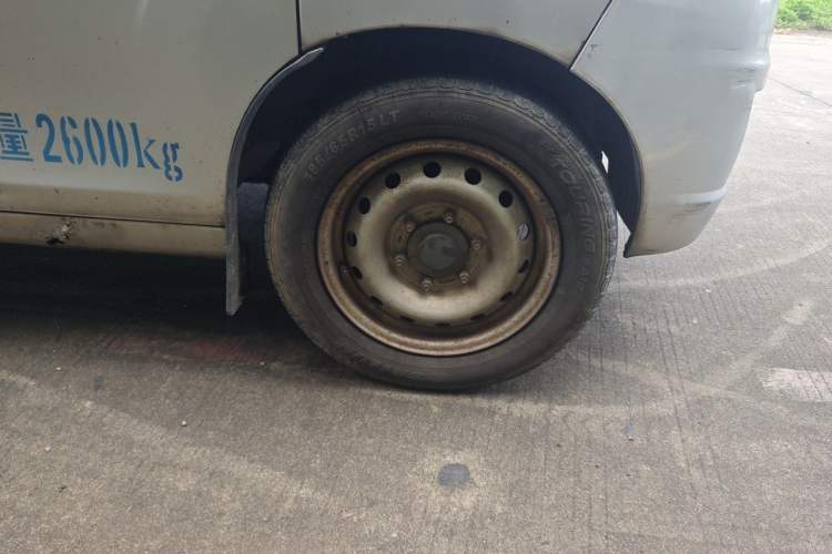 Used Karry Youyou EV 2018 40 kWh Standard Version Right Front Wheel Hub