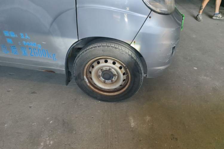 Used Karry Youyou EV 2018 40 kWh Standard Version Right Front Wheel Hub