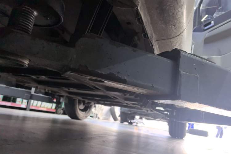 Used Karry Youyou EV 2019 Revised Version Comfortable Type SQR5032 Chassis Rear Right