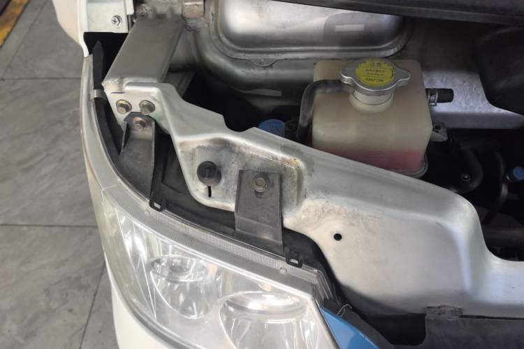 Used Karry Youyou EV 2019 Revised Version Comfortable Type SQR5032 Engine Bay Right