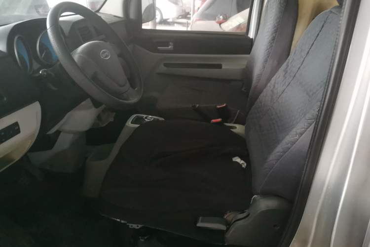 Used Karry Youyou EV 2019 Revised Version Comfortable Type SQR5032 Interior 2