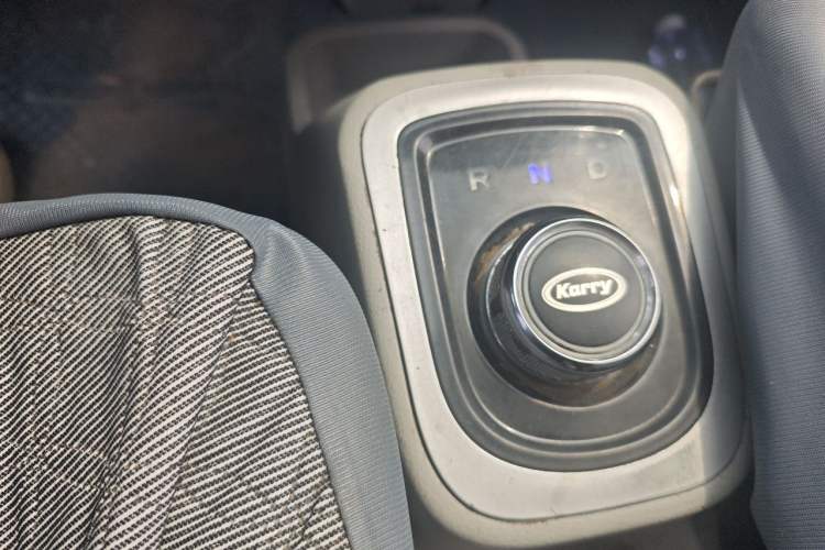 Used Karry Youyou EV 2019 Revised Version Comfortable Type SQR5032 Gear Lever