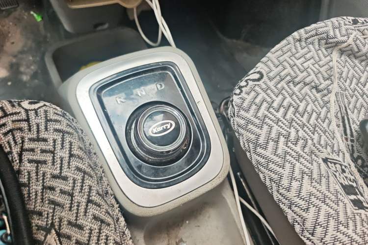 Used Karry Youyou EV 2019 Revised Version Comfortable Type SQR5032 Gear Lever