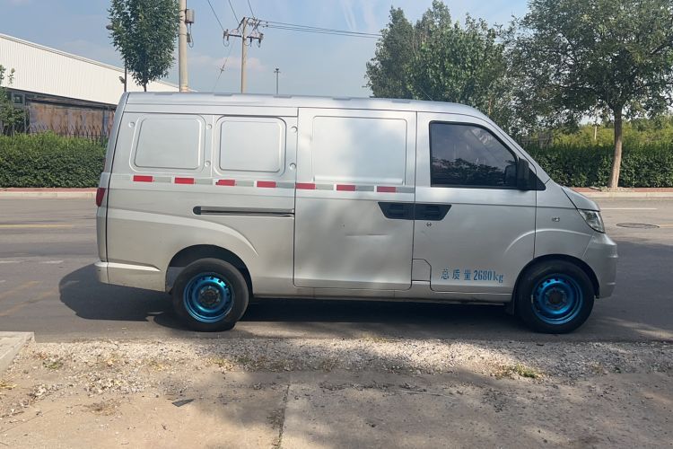 Used Karry Youyou EV 2020 Van Model SQR5037 Exterior 3