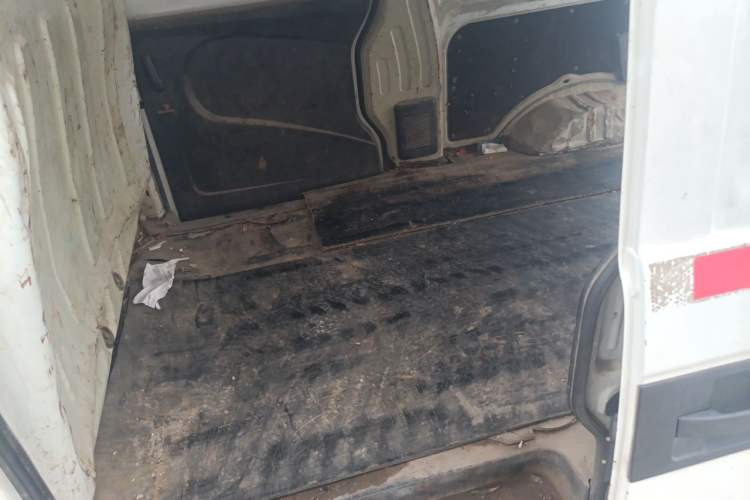Used Karry Youyou EV 2020 Van Model SQR5037 Left Rear Seat