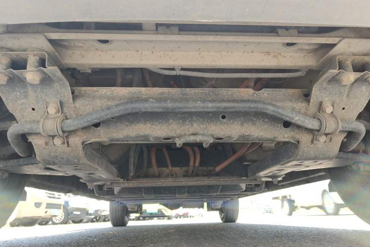 Used Karry Youyou EV 2021 Van Model SQR5037 Chassis Front