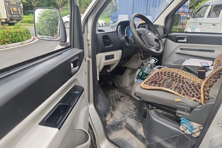 Used Karry Youyou EV 2021 Van Model SQR5037 Driver Seat