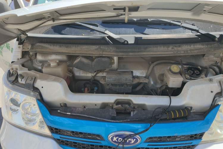 Used Karry Youyou EV 2021 Van Model SQR5037 Engine Bay