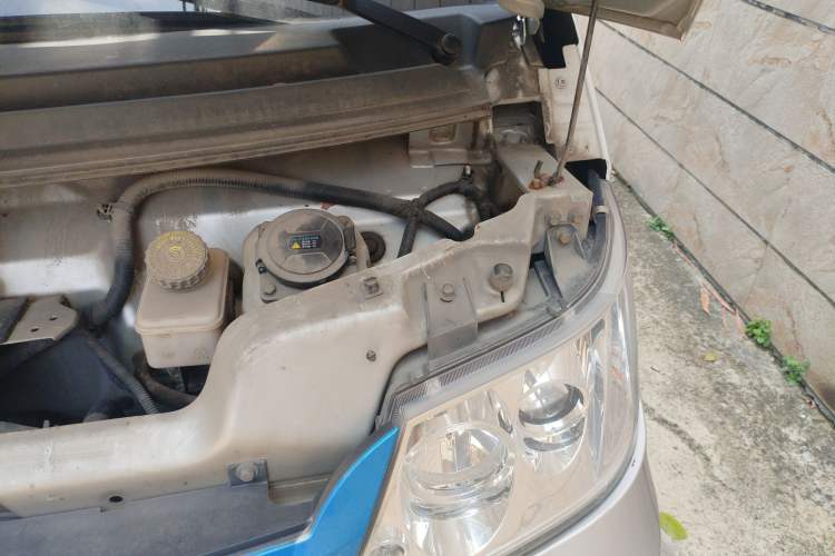Used Karry Youyou EV 2021 Van Model SQR5037 Engine Bay Left