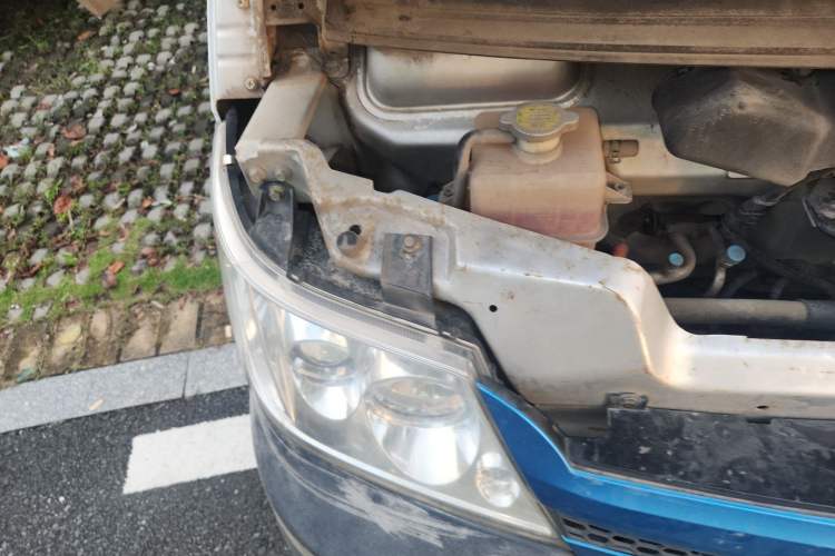 Used Karry Youyou EV 2021 Van Model SQR5037 Engine Bay Right
