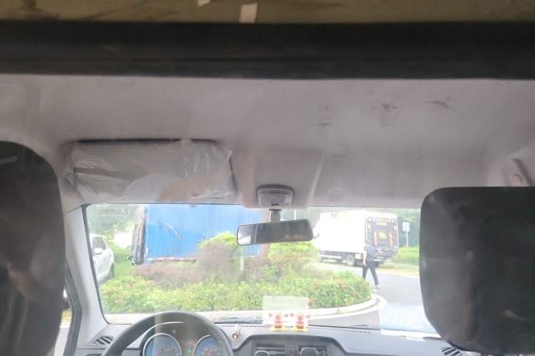Used Karry Youyou EV 2021 Van Model SQR5037 Headliner