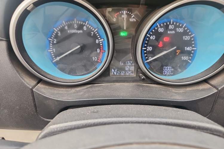 Used Karry Youyou EV 2021 Van Model SQR5037 Odometer Close Up