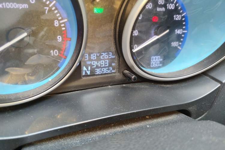 Used Karry Youyou EV 2021 Van Model SQR5037 Odometer Close Up