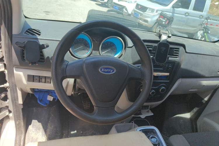 Used Karry Youyou EV 2021 Van Model SQR5037 Steering Wheel