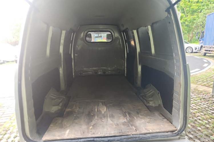 Used Karry Youyou EV 2021 Van Model SQR5037 Trunk