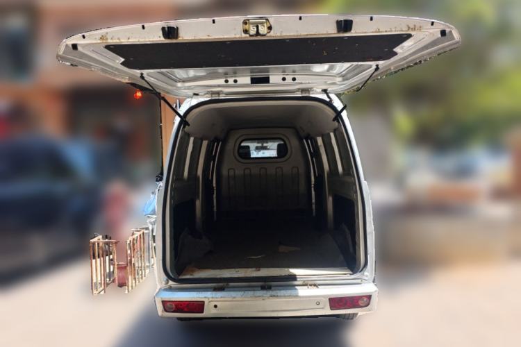 Used Karry Youyou EV 2021 Van Model SQR5037 Trunk