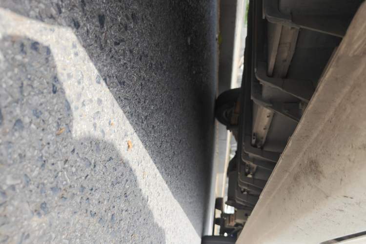 Used Karry Youyou EV 2021 Van Model SQR5037 Chassis Front Left
