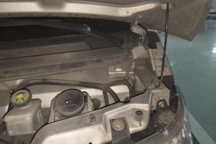 Used Karry Youyou EV 2021 Van Model SQR5037 Engine Bay Left