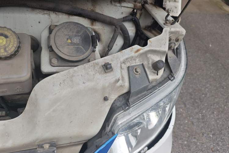 Used Karry Youyou EV 2021 Van Model SQR5037 Engine Bay Left