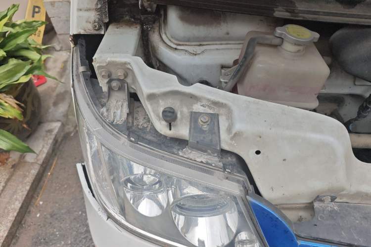 Used Karry Youyou EV 2021 Van Model SQR5037 Engine Bay Right