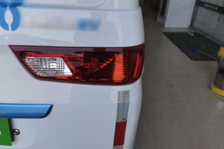Used Karry Youyou EV 2021 Van Model SQR5037 Exterior 3