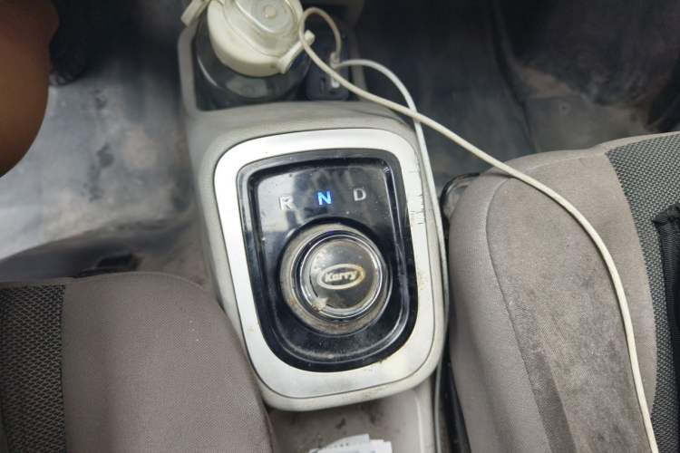 Used Karry Youyou EV 2021 Van SQR5039 Gear Lever