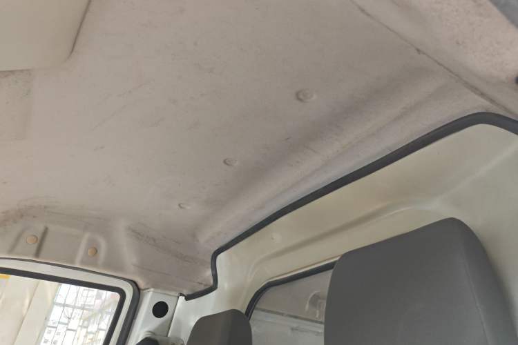 Used Karry Youyou EV 2021 Van Model SQR5037 Headliner