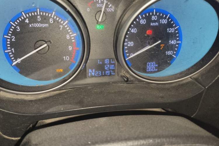 Used Karry Youyou EV 2021 Van Model SQR5037 Odometer Close Up