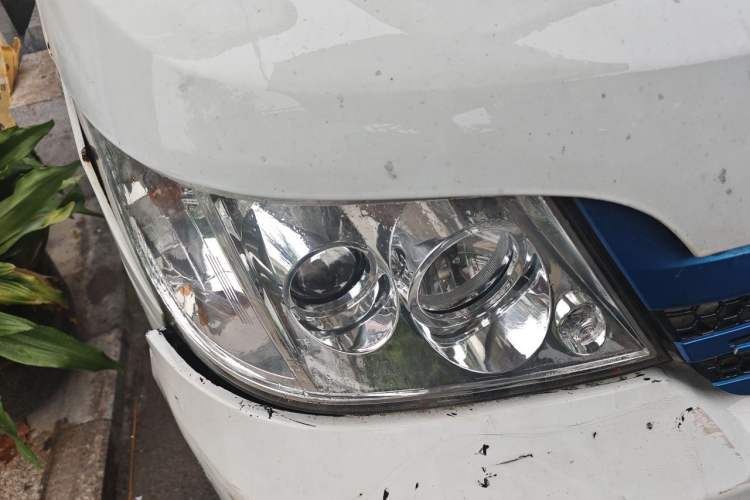 Used Karry Youyou EV 2021 Van Model SQR5037 Right Front Headlight
