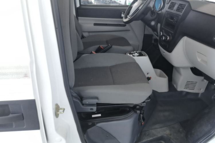 Used Karry Youyou EV 2021 Van Model SQR5037 Right Front Seat