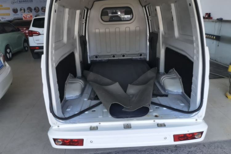 Used Karry Youyou EV 2021 Van Model SQR5037 Trunk