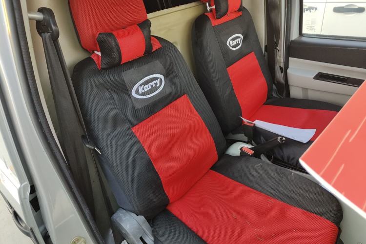 Used Karry Youyou EV 2022 SQR5037 Comfort-Style Van Right Front Seat