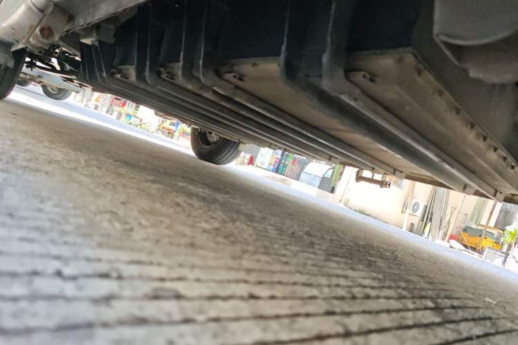 Used Karry Youyou EV 2022 SQR5037 Comfort-Style Van Chassis Rear Left