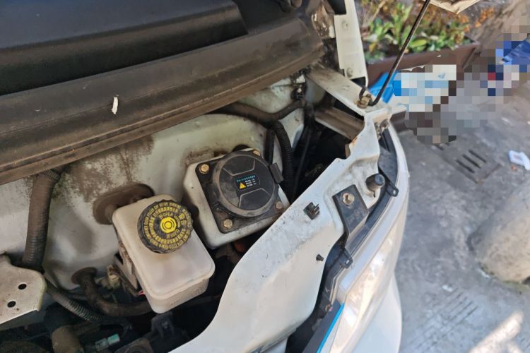 Used Karry Youyou EV 2022 SQR5037 Comfort-Style Van Engine Bay Left