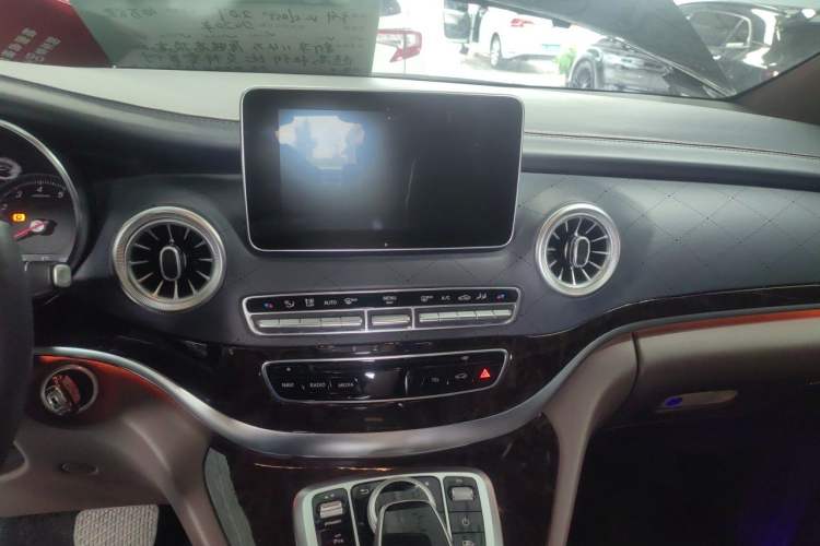 Used Karson V-Class 2017 V 260 L High-Roof Hongyun Audio And AC Panel