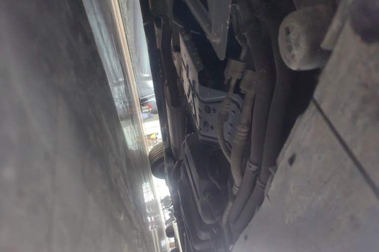Used Karson V-Class 2017 V 260 L High-Roof Hongyun Chassis Front Left