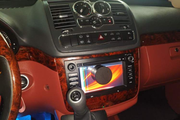 Used Karson Vito 2015 C7 3.0L Commercial Standard Model Audio And AC Panel