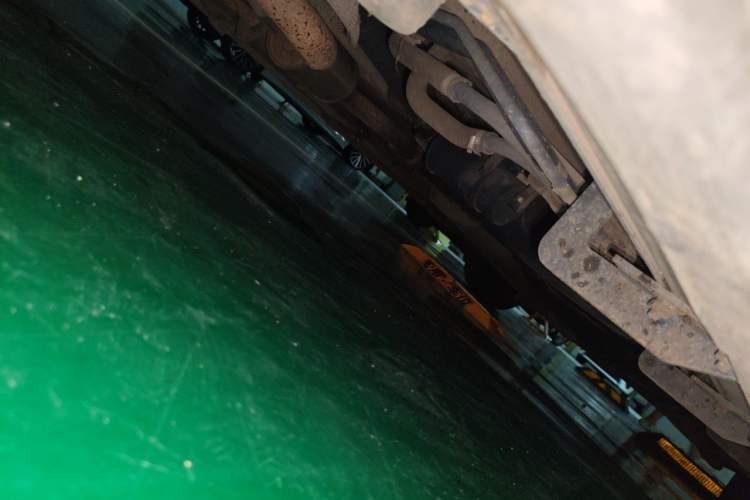 Used Karson Vito 2015 C7 3.0L Commercial Standard Model Chassis Front Left