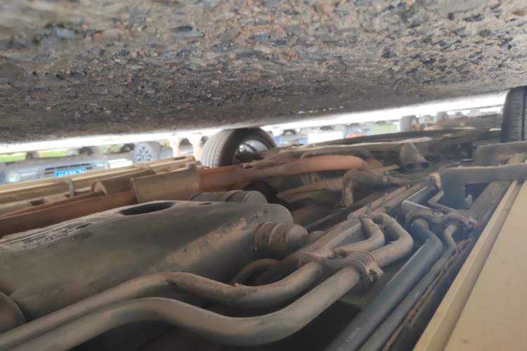 Used Karson Vito 2015 C7 3.0L Commercial Standard Model Chassis Front Left