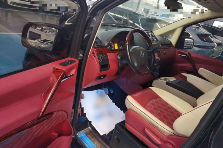 Used Karson Vito 2015 C7 3.0L Commercial Standard Model Driver Seat
