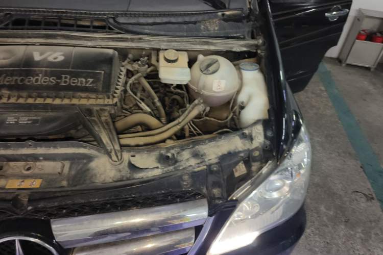 Used Karson Vito  Engine Bay Left