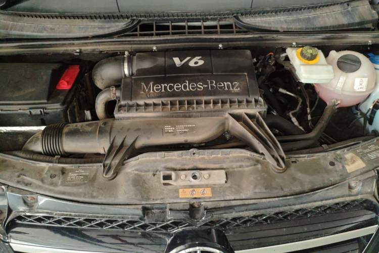 Used Karson Vito 2015 C7 3.0L Commercial Standard Model Engine Bay