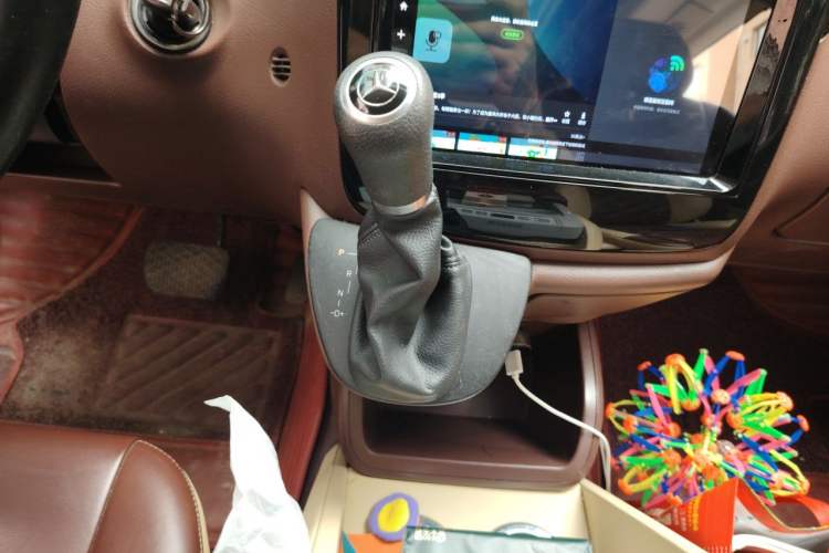 Used Karson Vito 2015 C7 3.0L Business & Luxury Model Variant C Gear Lever