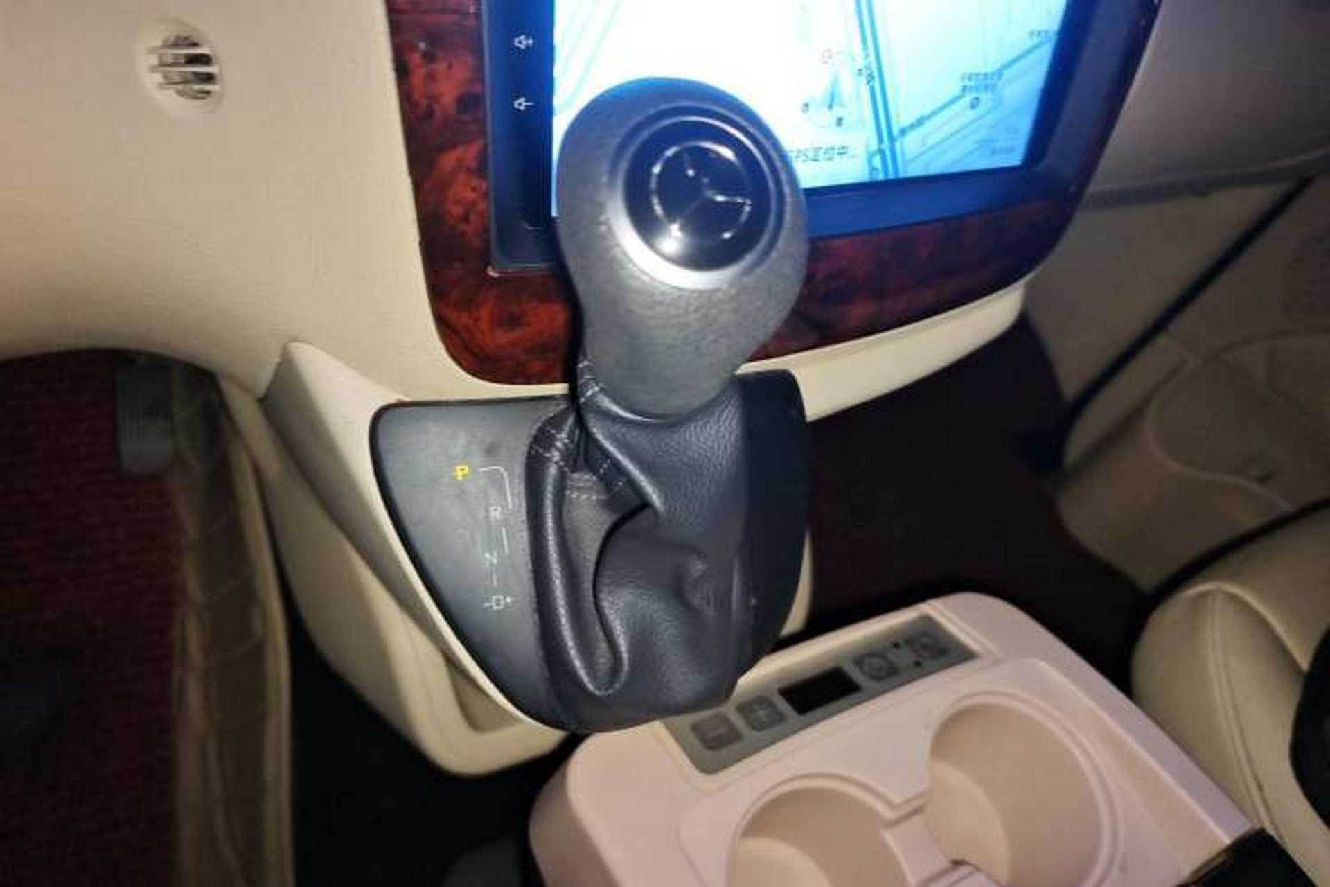 Used Karson Vito 2015 C7 3.0L Business & Luxury Model Variant C Gear Lever