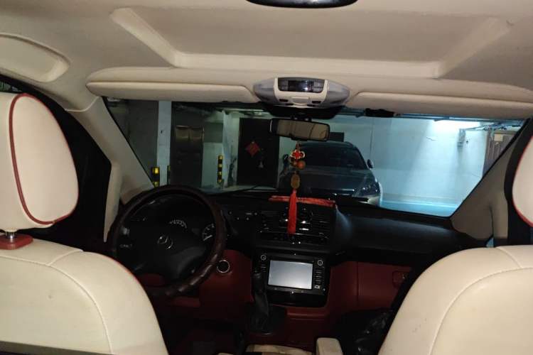 Used Karson Vito  Headliner
