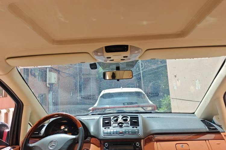 Used Karson Vito  Headliner