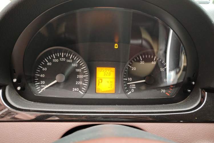 Used Karson Vito 2015 C7 3.0L Business & Luxury Model Variant C Instrument Cluster